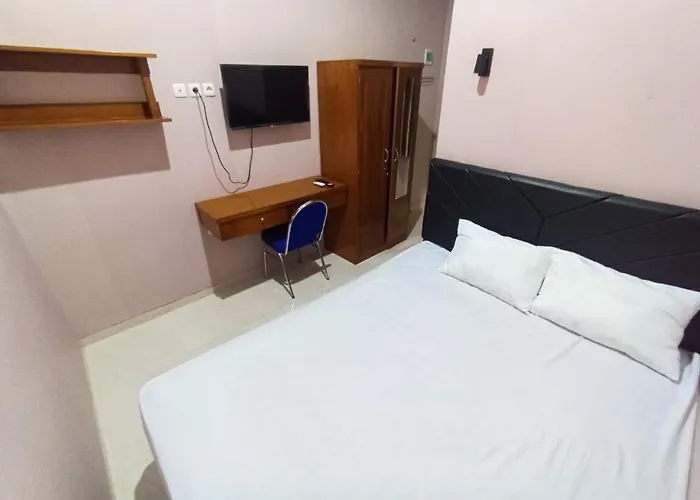 De Corner 2 Madiun Redpartner