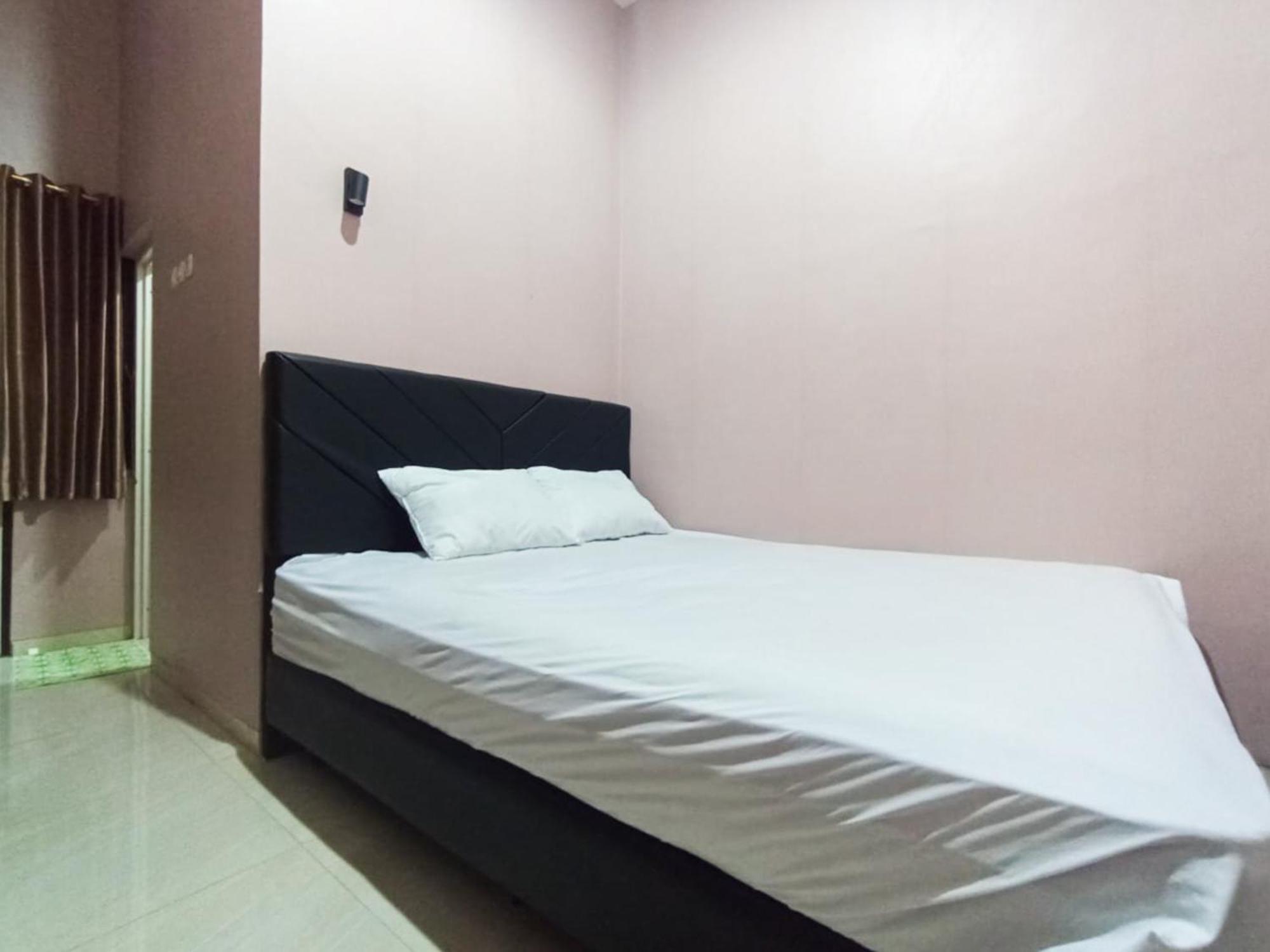 De Corner 2 Redpartner Madiun