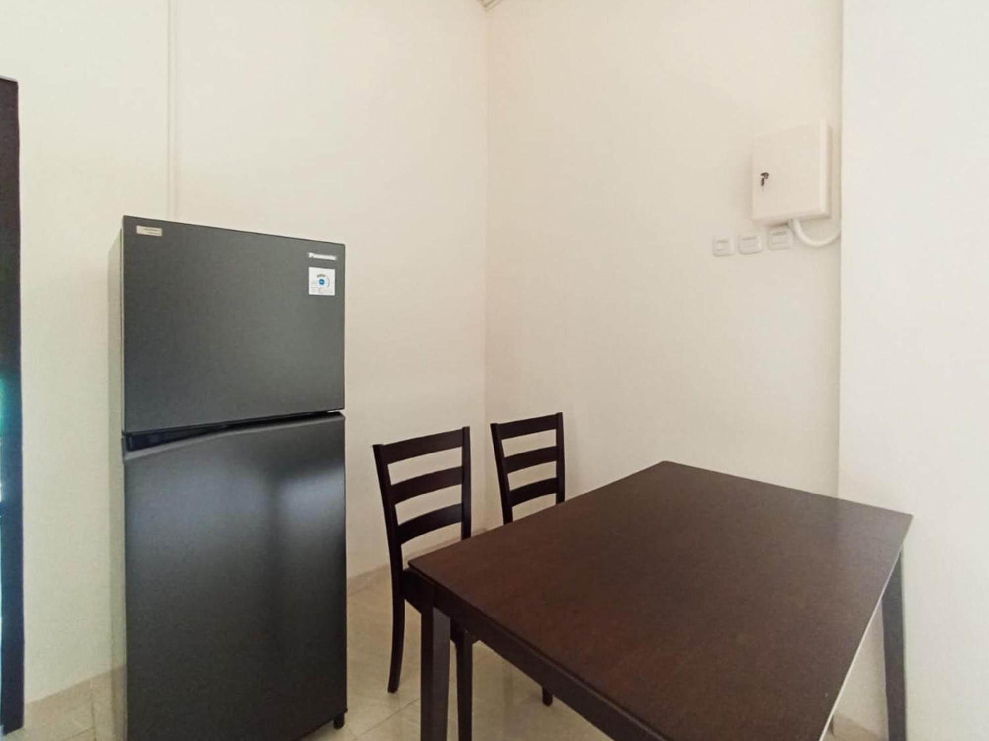 Hotel De Corner 2 Redpartner Madiun