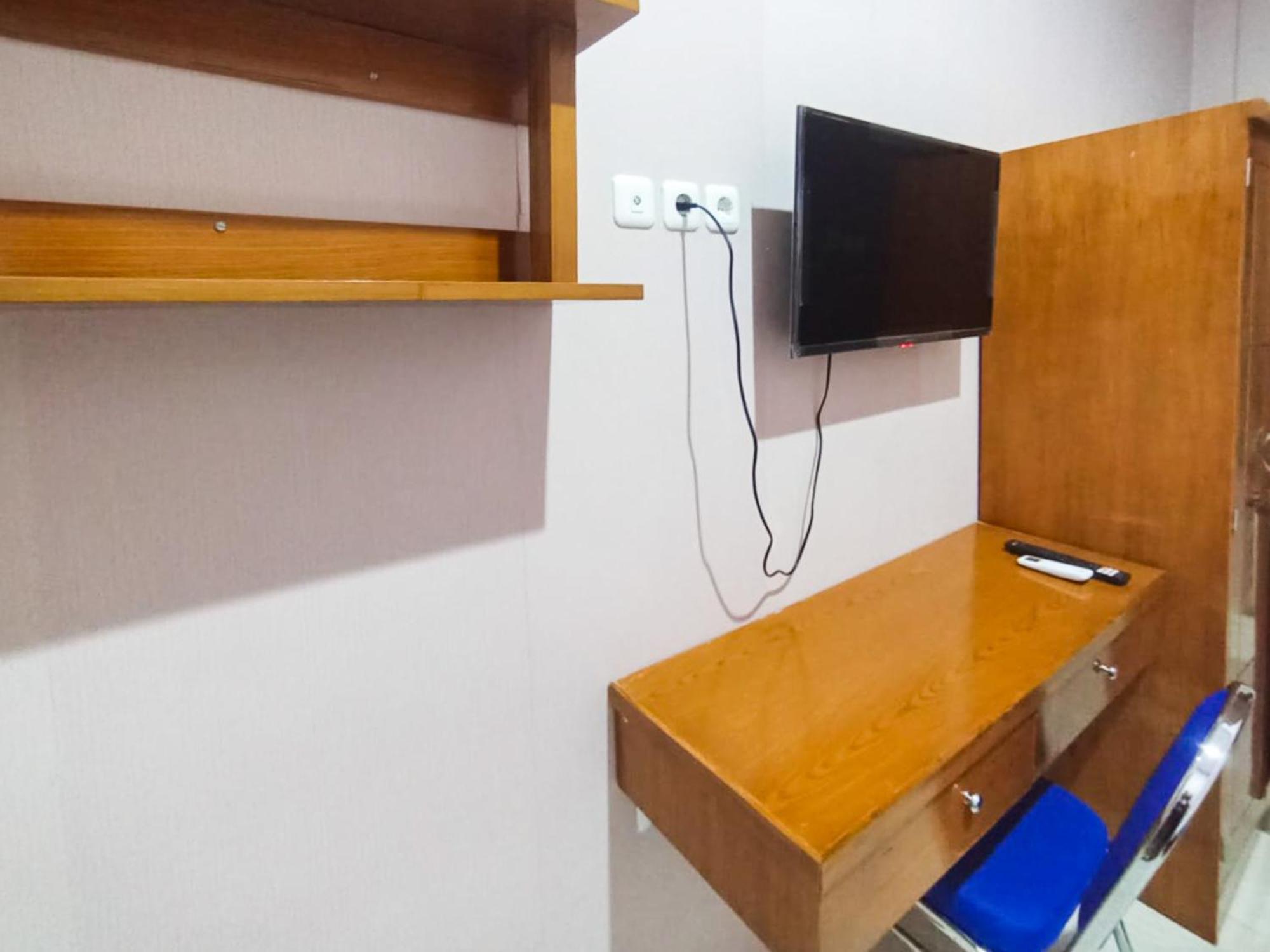 De Corner 2 Redpartner Hotel Madiun